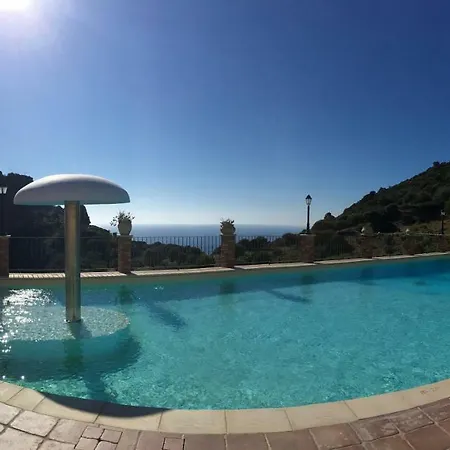 Il Sole Ed Il Mare Tanca Piras *